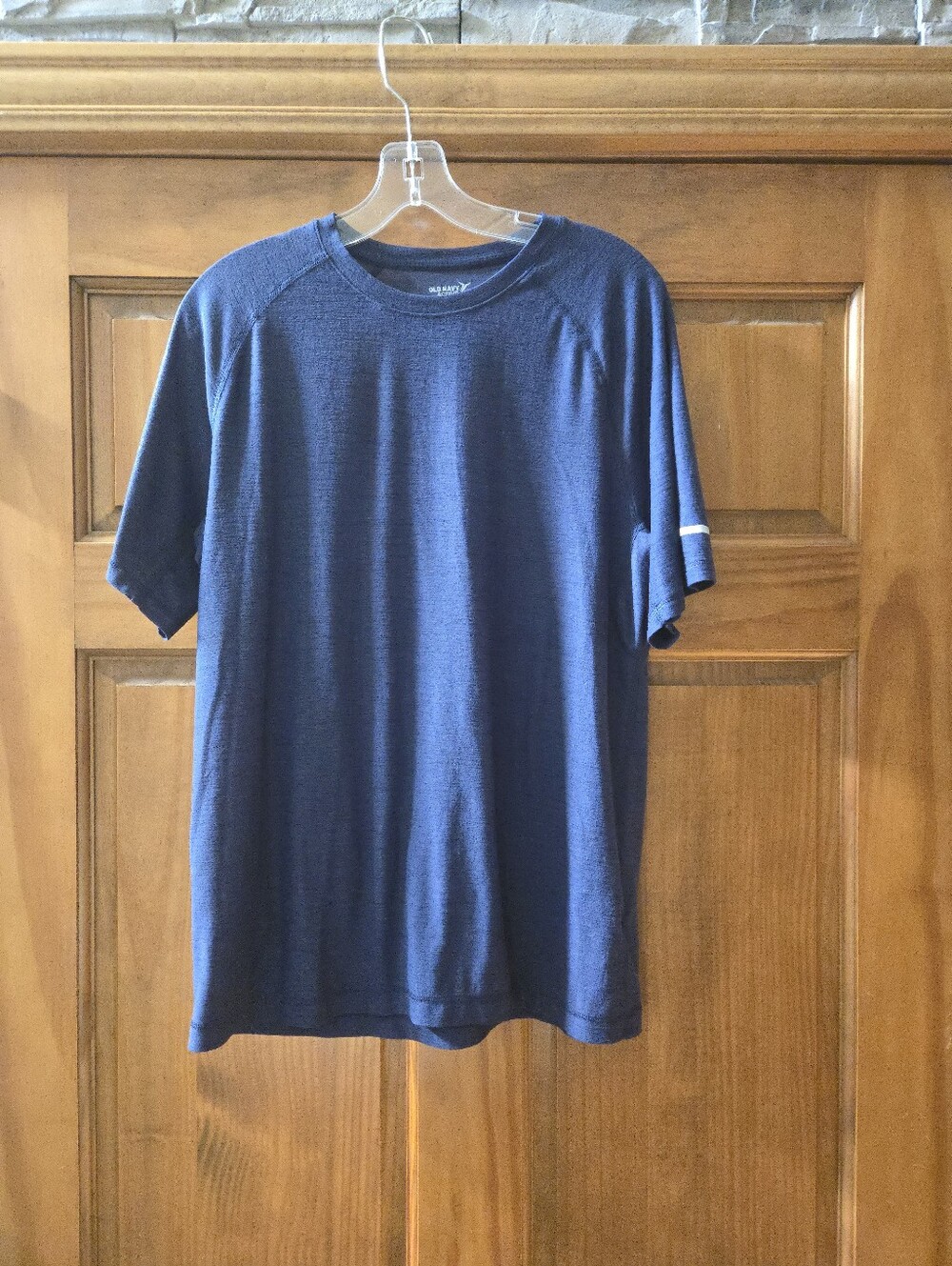 Old Navy Men's Navy Short-Sleeve Crewneck Shirt Size M